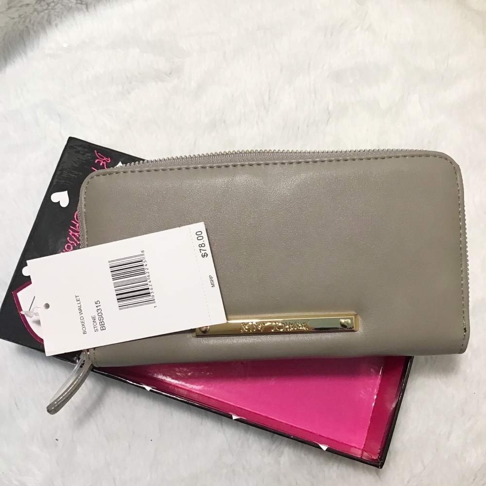Betsey Johnson Bow Wallet - Picture 2 of 3